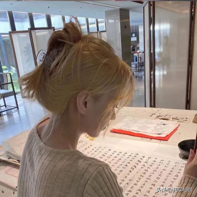 ins女生头像，ins女头微信（ins女生头像干净温柔不露脸头像森系仙气女头）