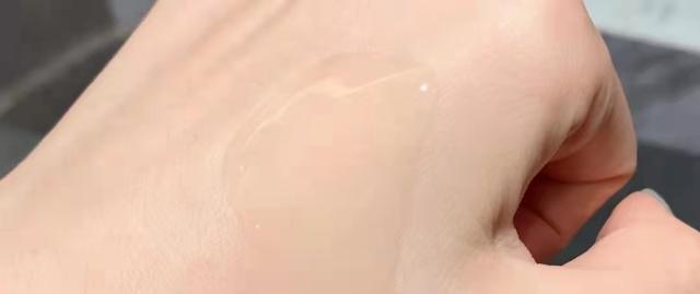 最好用的十大精华排名，好用的精华液排行榜10强：兰蔻小黑瓶第4（公认好用的4款大牌精华）