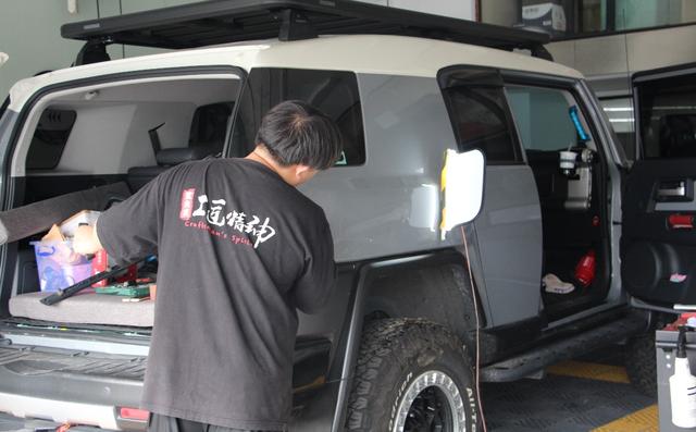 fj酷路泽改装，记丰田FJ 酷路泽小穿越改装（FJ酷路泽汽车凹陷修复）