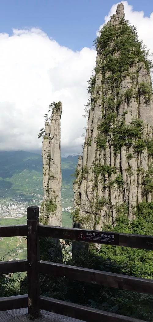 湖北恩施大峡谷美丽风景摄影图片，欣赏