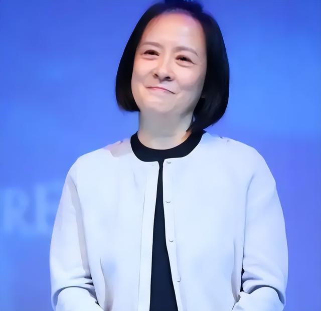 benz雄，benz雄开的是什么奔驰（实则家世显赫的10位男星）