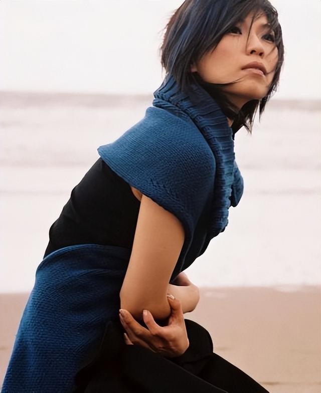 叶子 阿桑 歌词，叶子阿桑歌词（“疗伤歌手”阿桑逝世13周年）