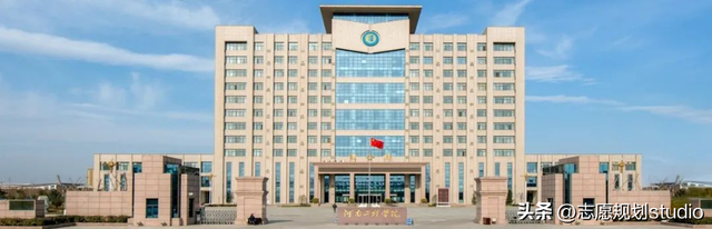 文化服装学院是专门学校吗，文化服装学院是大学吗（河南工程学院新增2个国家级一流本科专业建设点）