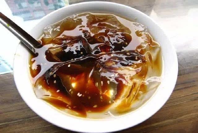 酸角是哪里的特产，酸角（酸角的热量）（云南最出名的六道菜）