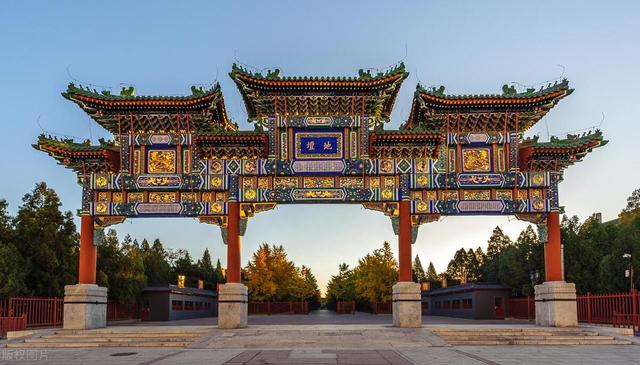 趣玩北京：北京中轴线之地坛公园