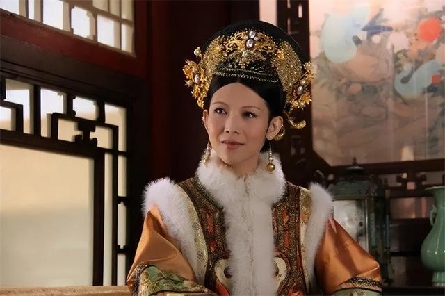 甄嬛传纯元皇后，甄嬛传里纯元皇后长什么样（纯元皇后才是真的腹黑）