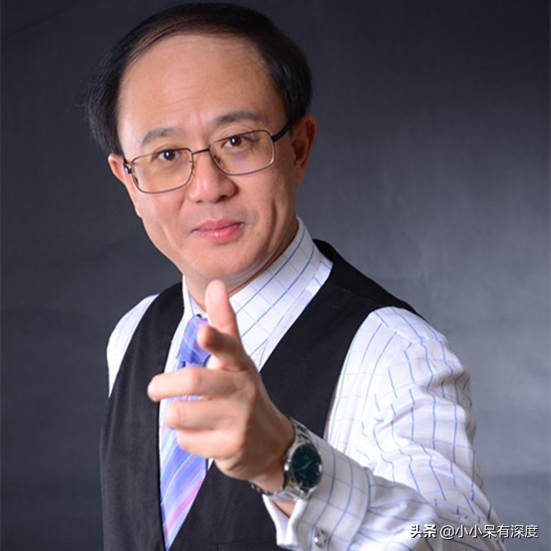 邱震海已经正式离开凤凰卫视?真的假的?5月28日