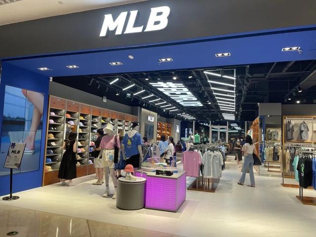 来福士购物中心，重庆来福士购物中心入驻品牌（深圳来福士，雄起）