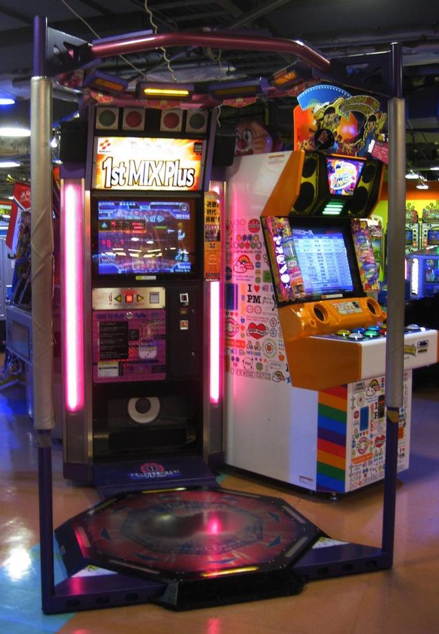 跳舞机基本舞步图解，跳舞机怎么玩视频教程（还记得风靡全球的跳舞机吗）