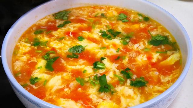 鸡蛋汤怎么做好吃，鸡蛋汤怎么煮才好吃又营养（做蛋花汤好吃有诀窍）