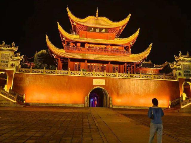 岳阳楼在哪个省，四大名楼之一的岳阳楼（岳阳楼在哪个省哪个市哪个区）