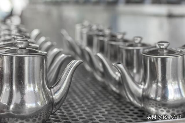 高硼硅玻璃是食品级吗，高硼硅玻璃是什么（我只用玻璃油壶）