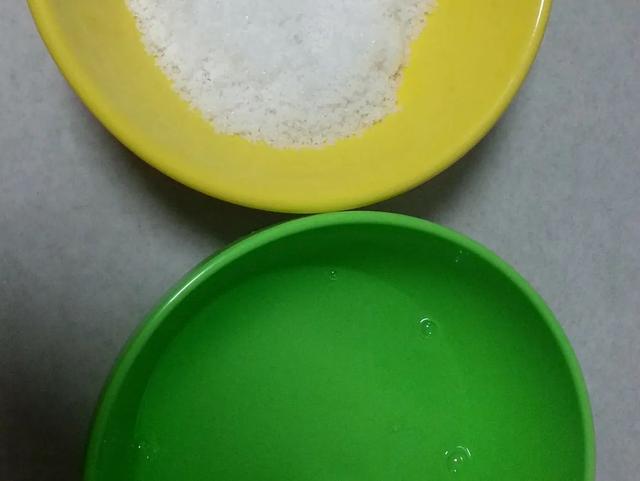 怎样腌制咸鸭蛋，腌制咸鸭蛋的方法红得流油（起沙流油还不咸，半个月就能吃）