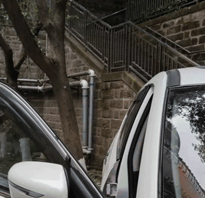 反向伞和普通伞区别，反向伞和正常折叠伞哪个更结实（收伞不湿身）