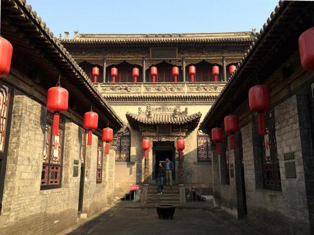 国庆节自驾游适合旅游的地方，10月国内自驾游绝美线路推荐