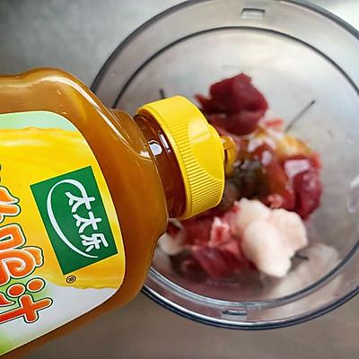 鸡肉火锅的做法，家庭版鸡肉火锅的做法（汤之鲜花胶鸡火锅不能少）