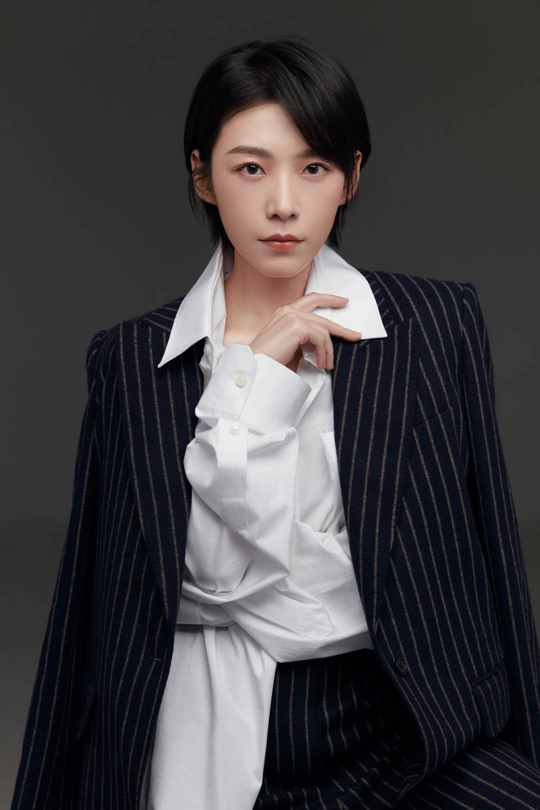 新剧化身《淘金》女诸葛 吕晓霖:加入真实情感 才能让角色更丰满|封面