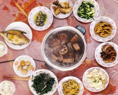 年夜饭的意义-为什么要吃年夜饭，你家年夜饭吃什么（为什么要吃年夜饭呢）
