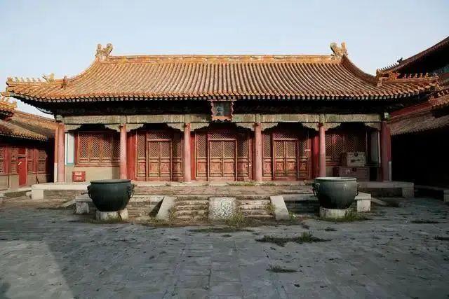 嘉庆做了多少年皇帝，嘉庆帝当了多少年皇上（站在清朝转折的十字路口）