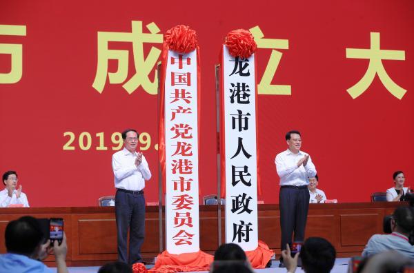 61年属什么生肖，61年属什么生肖配对（农民不再是卑微的代名词）